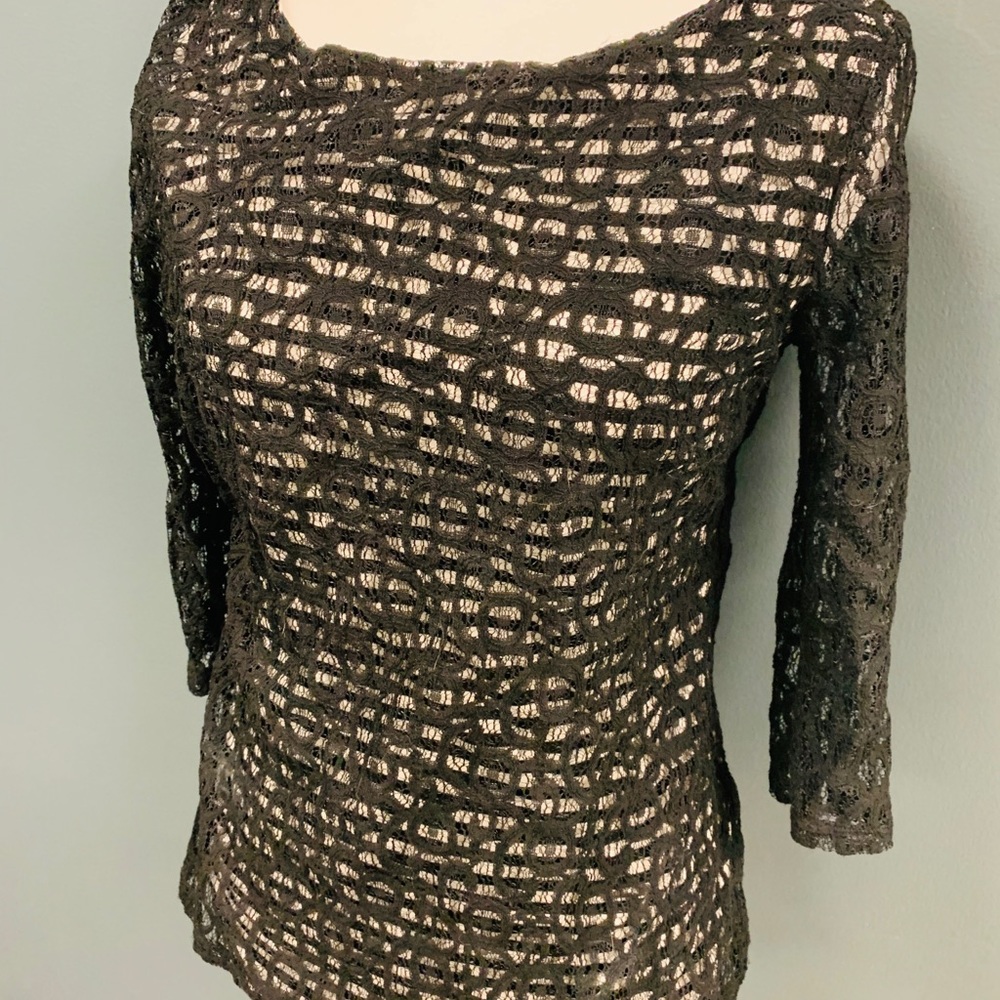 Banana Republic lace overlay 3/4 sleeve shirt.